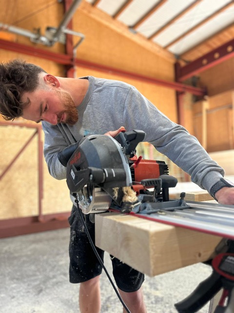 Zimmerer bei der Arbeit